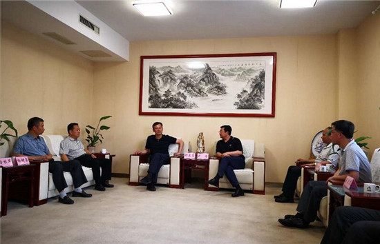 山东科技大学校党委副书记尹华赴山东by体育开展工作调研